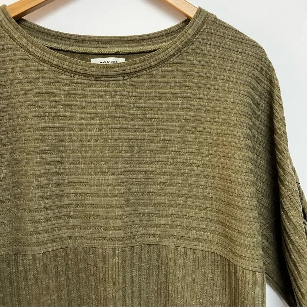 Max Studio Ribbed Short Sleeve Sweater Knit Top Olive Green Loose Fit Medium_4